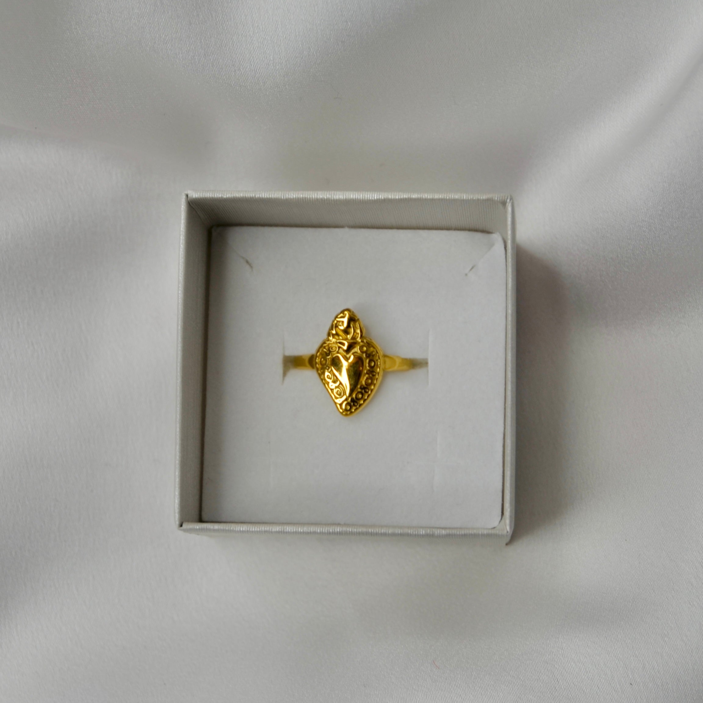 Anello Cuore Sacro